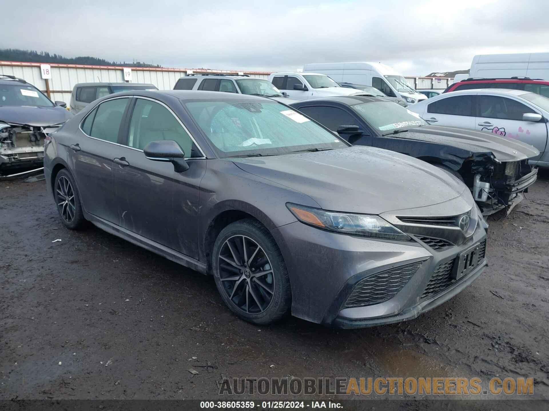 4T1G11BK8NU068719 TOYOTA CAMRY 2022