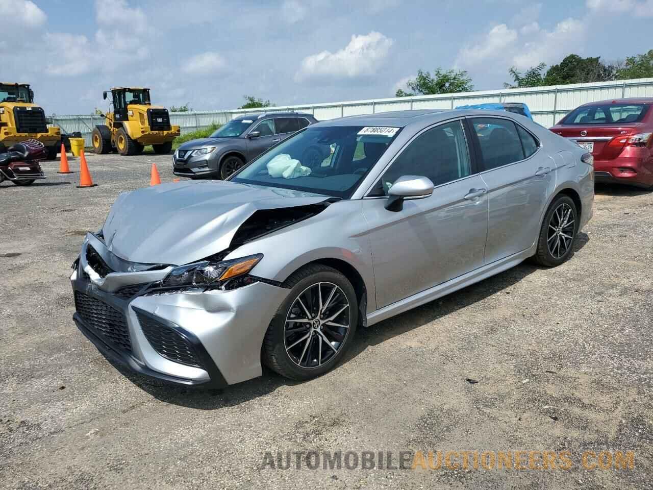 4T1G11BK9MU027076 TOYOTA CAMRY 2021