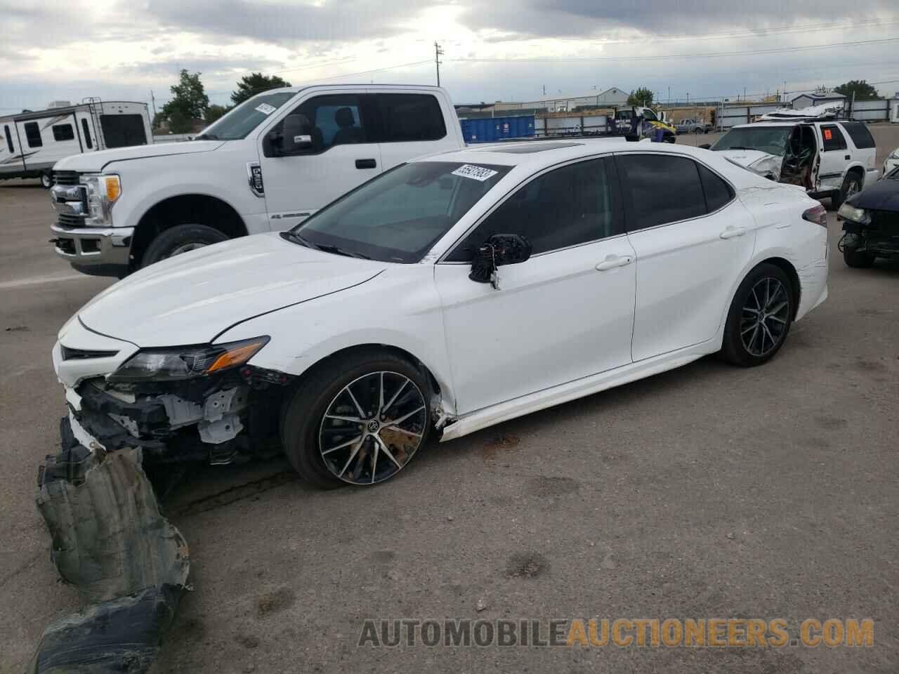 4T1G11BK9MU035971 TOYOTA CAMRY 2021