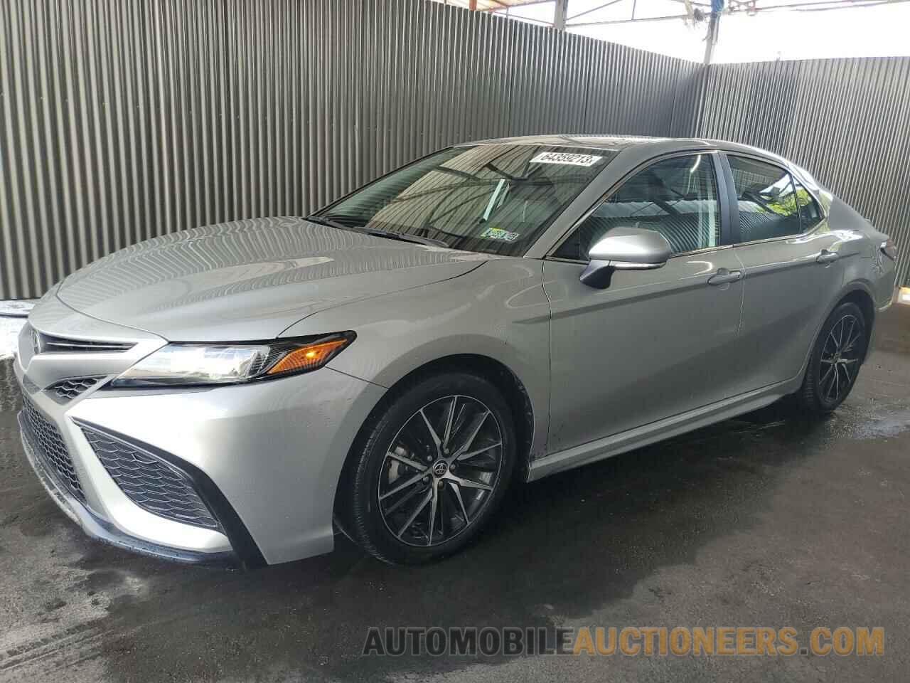 4T1G11BK9NU062122 TOYOTA CAMRY 2022