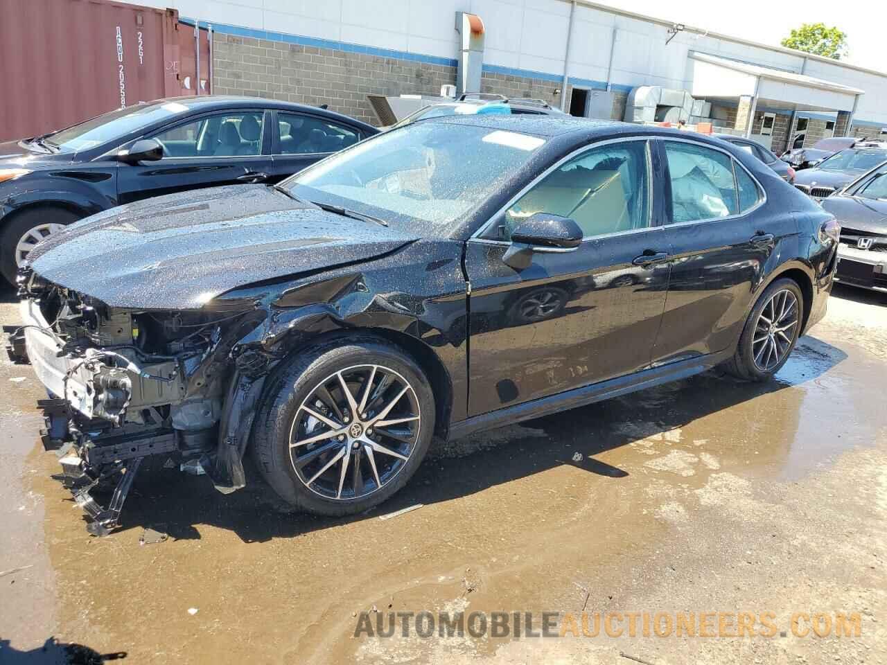 4T1G11BK9RU110059 TOYOTA CAMRY 2024