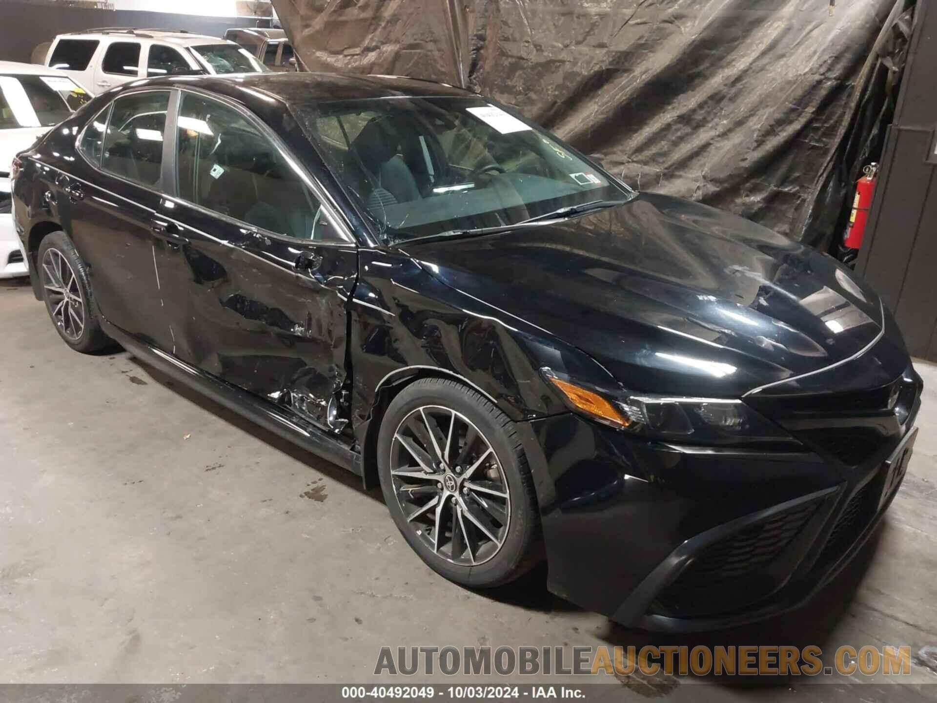 4T1G11BK9RU110188 TOYOTA CAMRY 2024