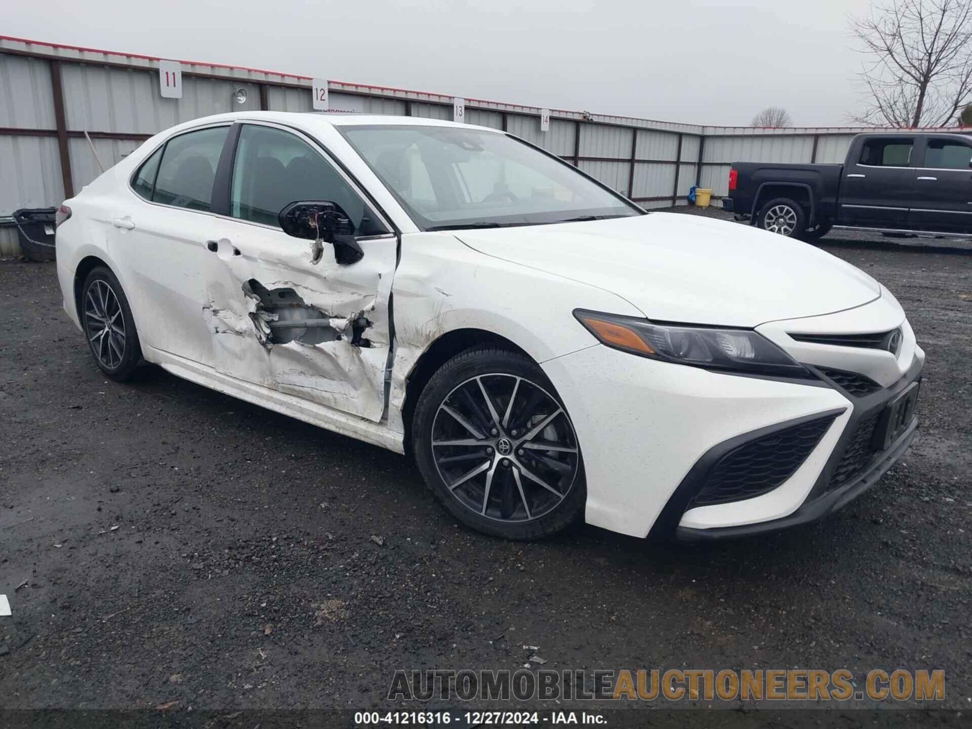 4T1G11BK9RU111342 TOYOTA CAMRY 2024