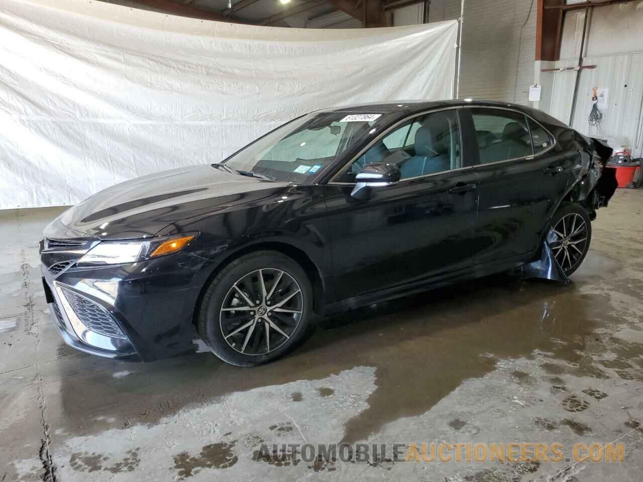 4T1G11BK9RU126116 TOYOTA CAMRY 2024