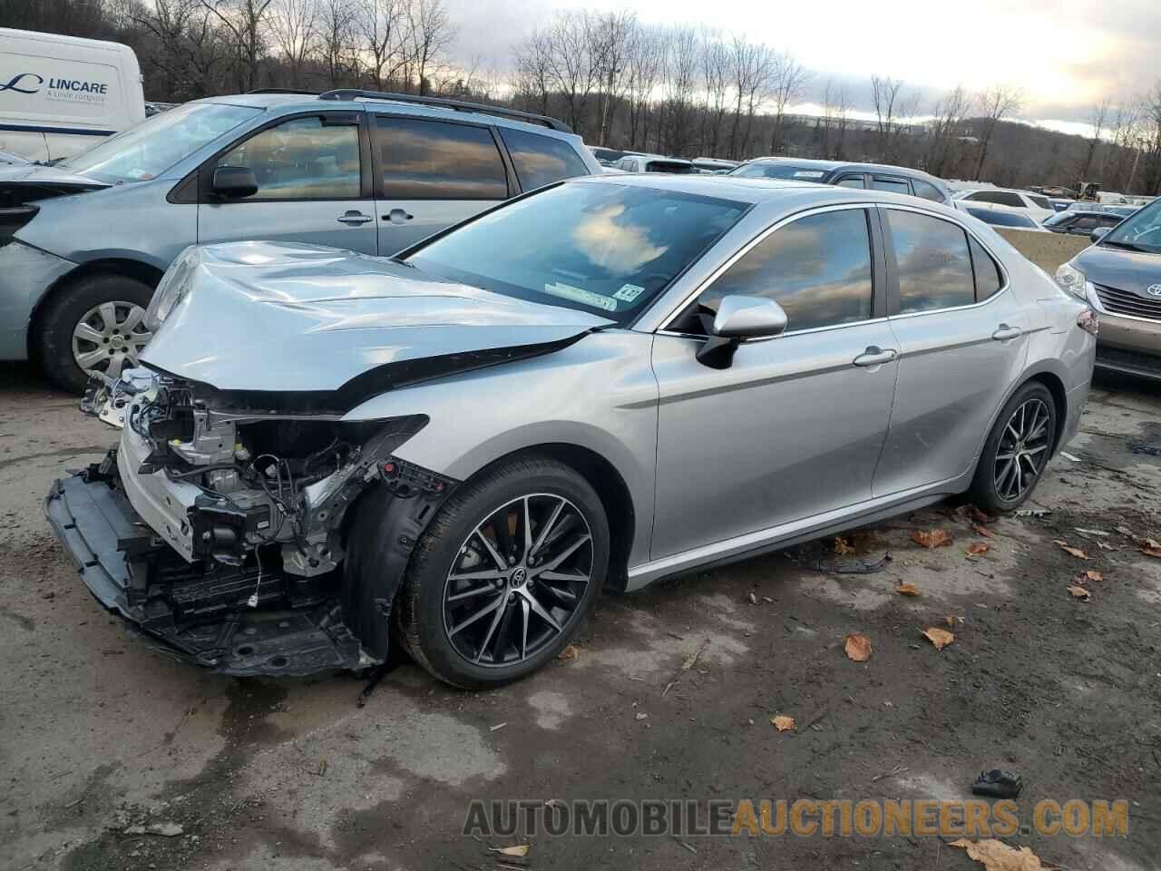 4T1G11BKXNU061237 TOYOTA CAMRY 2022