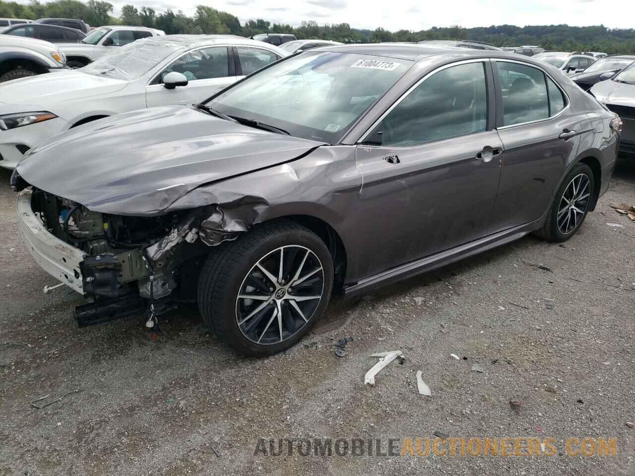 4T1G11BKXNU071797 TOYOTA CAMRY 2022