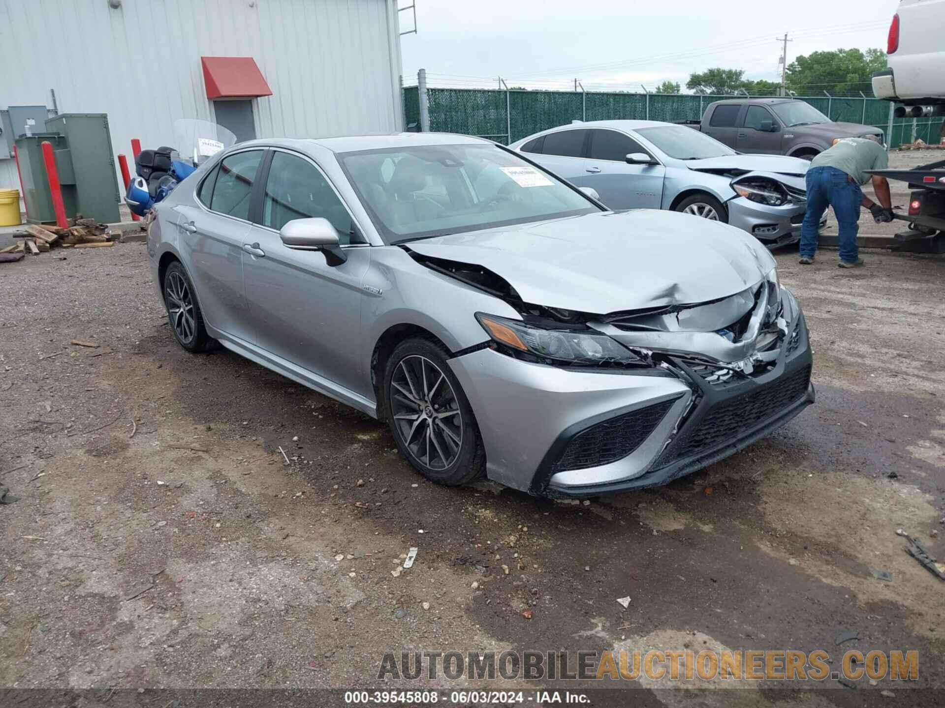 4T1G31AK0MU564043 TOYOTA CAMRY 2021