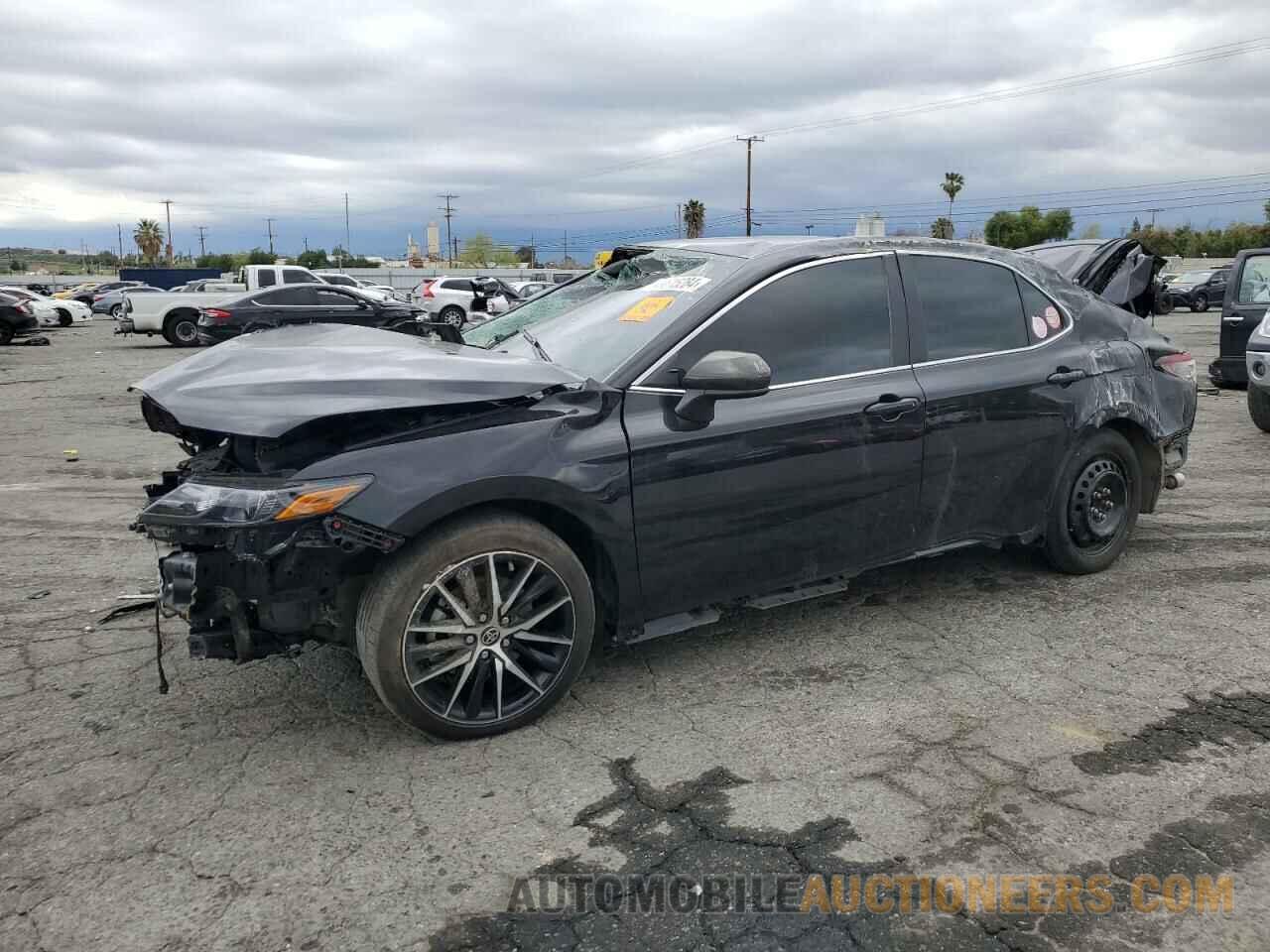 4T1G31AK4MU560836 TOYOTA CAMRY 2021