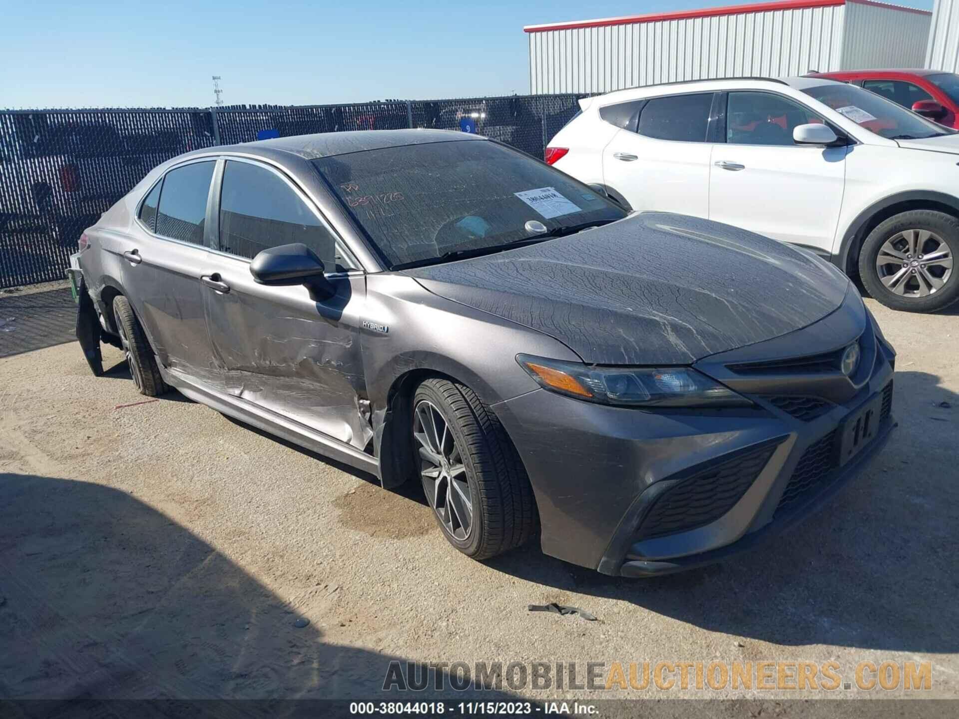 4T1G31AK5MU029385 TOYOTA CAMRY 2021