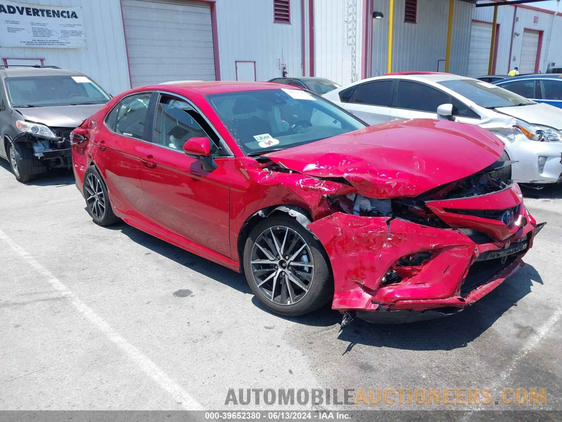 4T1G31AK5RU070736 TOYOTA CAMRY 2024