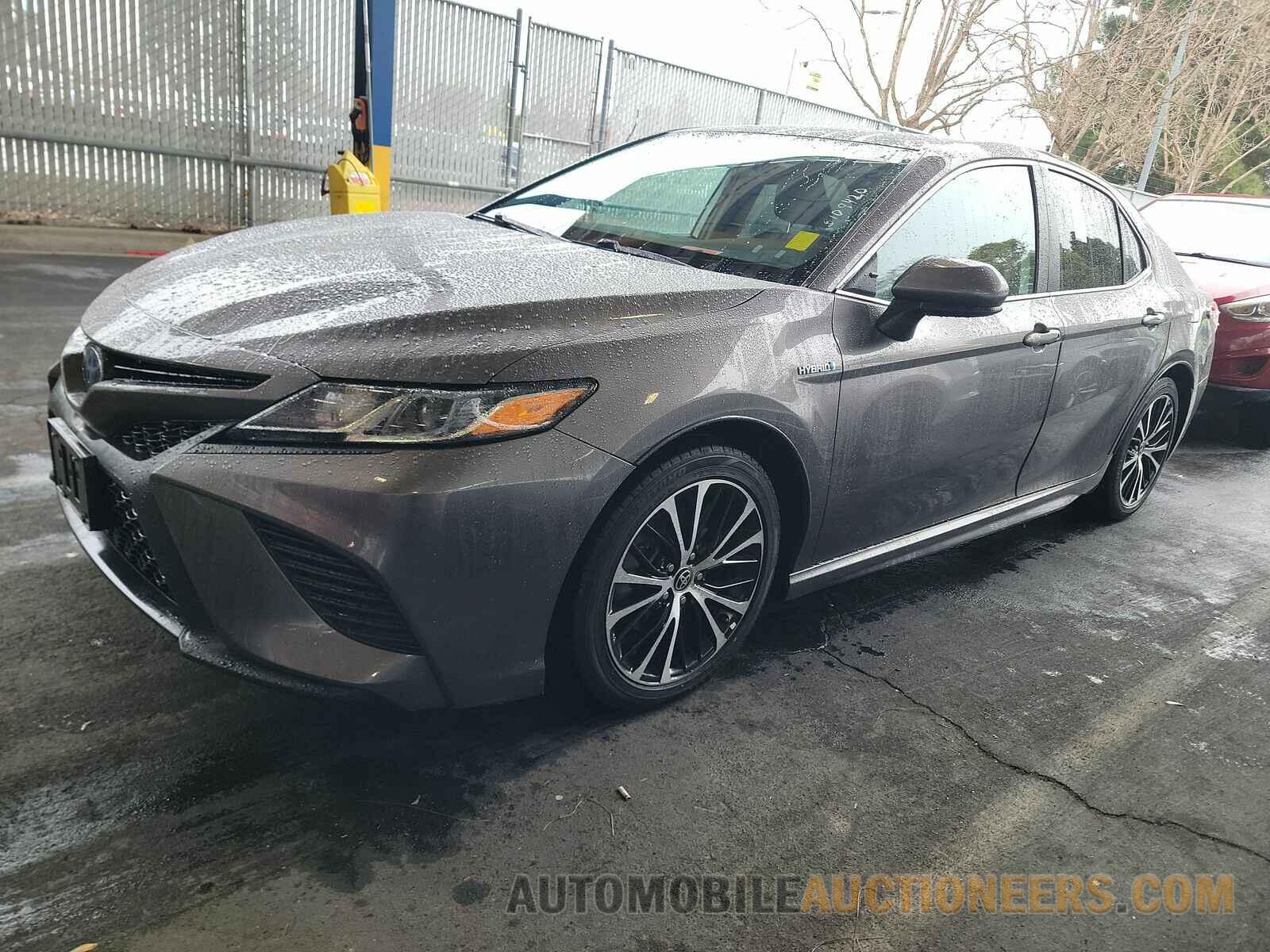 4T1G31AK8LU542788 Toyota Camry Hybrid 2020