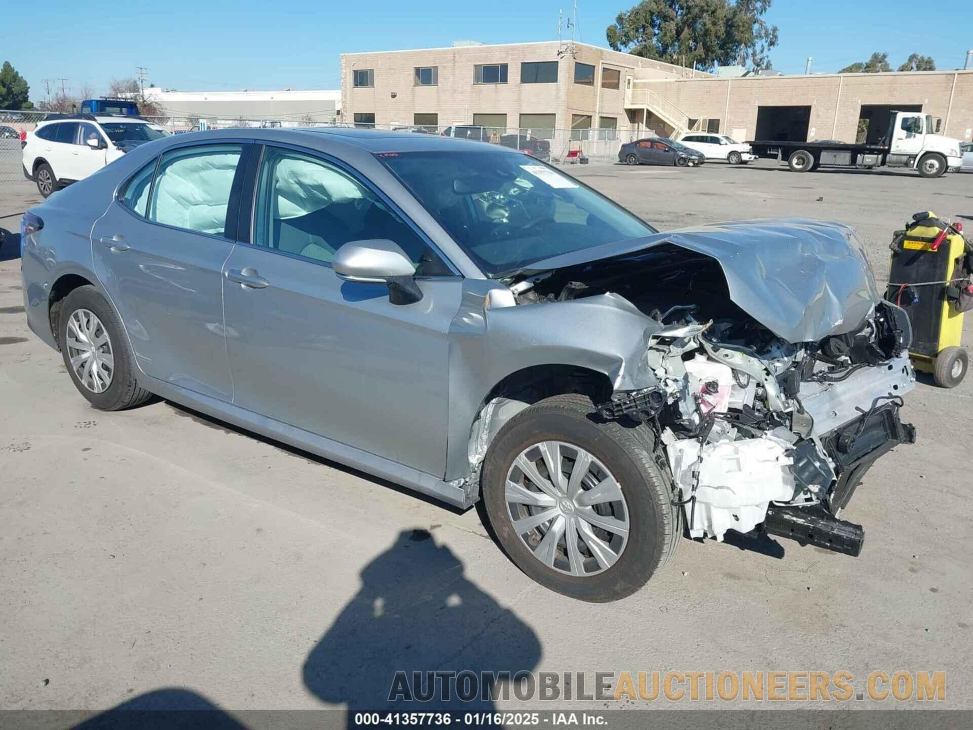 4T1H31AK1RU078823 TOYOTA CAMRY HYBRID 2024