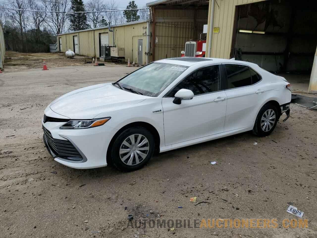 4T1H31AK8MU568121 TOYOTA CAMRY 2021