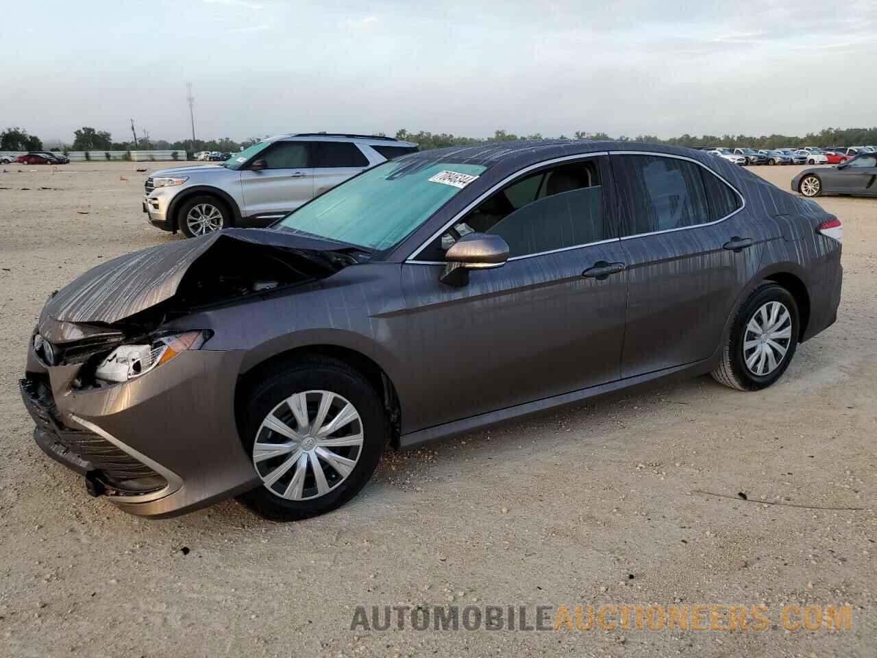 4T1H31AK8RU628728 TOYOTA CAMRY 2024