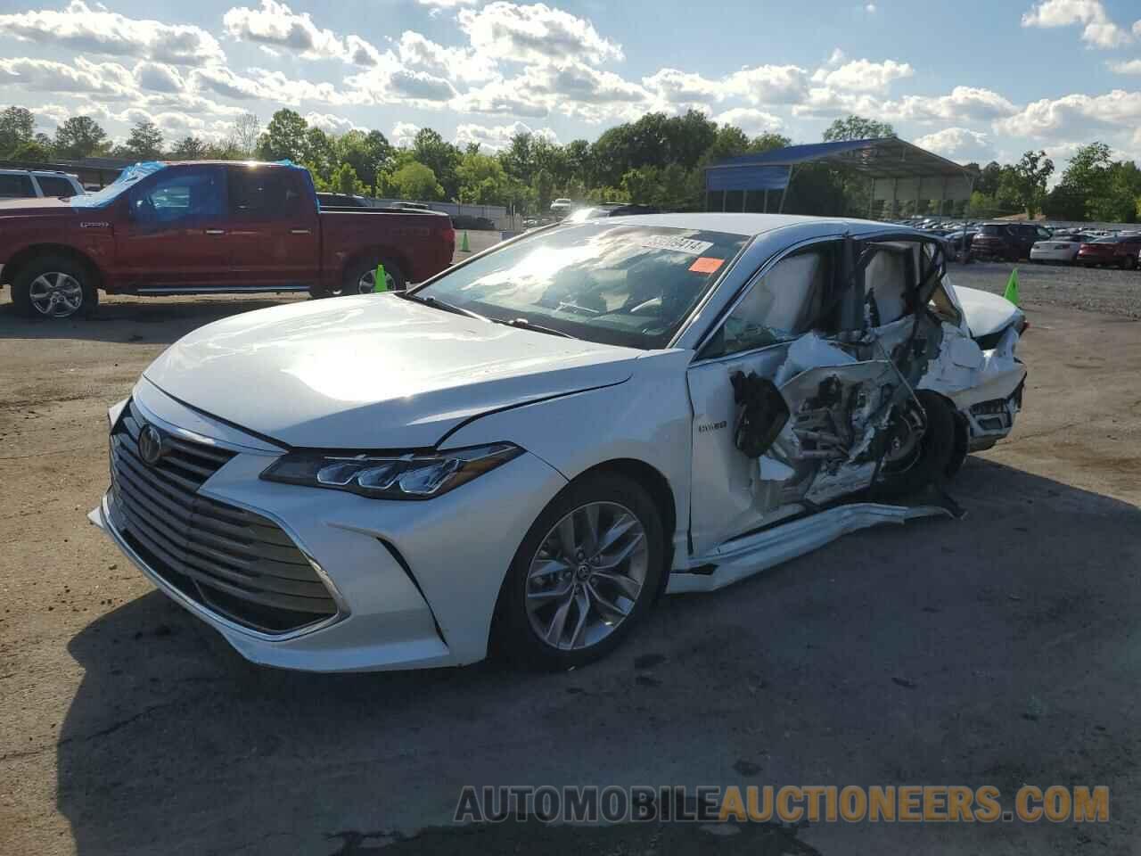 4T1J21FBXLU018916 TOYOTA AVALON 2020