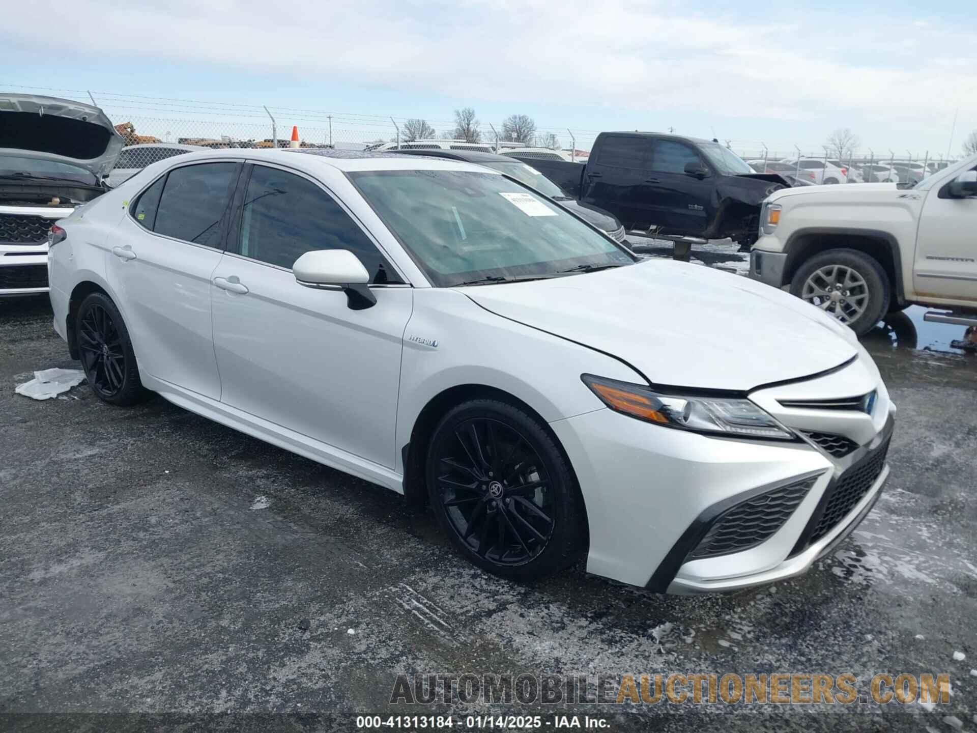 4T1K31AK1MU564966 TOYOTA CAMRY 2021