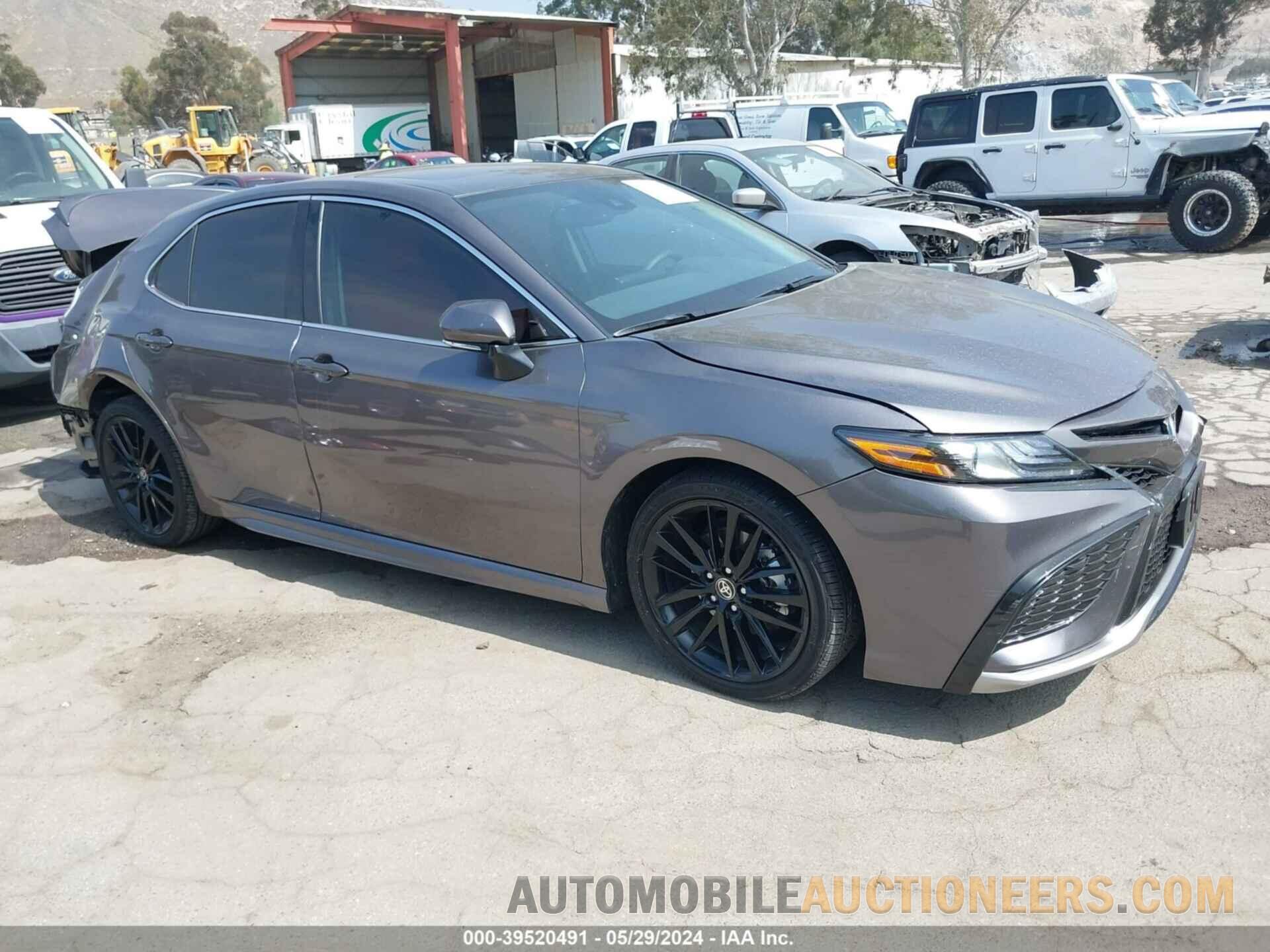 4T1K31AK1RU070775 TOYOTA CAMRY 2024