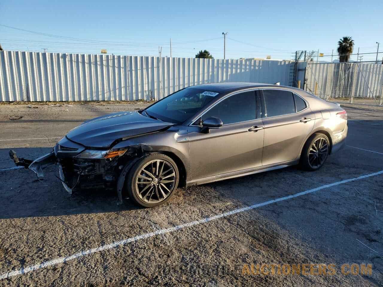 4T1K31AK9MU551138 TOYOTA CAMRY 2021