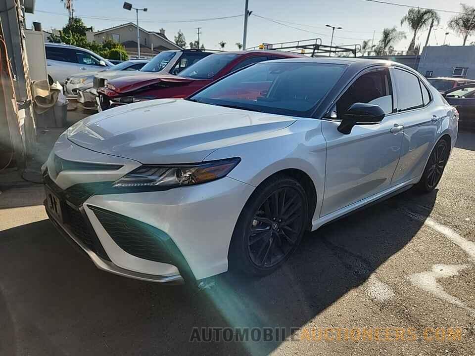 4T1K61AK0MU468169 Toyota Camry 2021