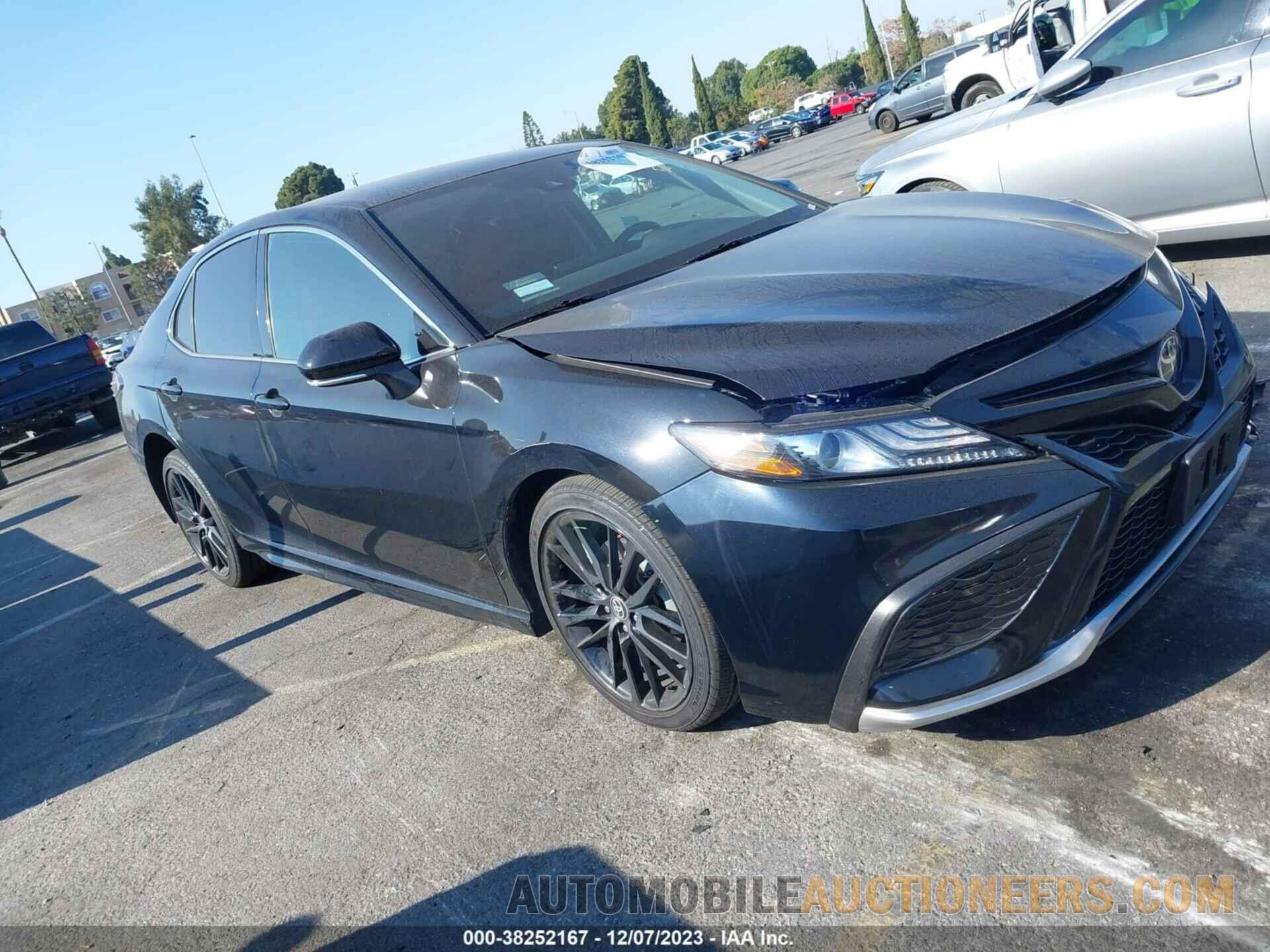 4T1K61AK1MU415660 TOYOTA CAMRY 2021