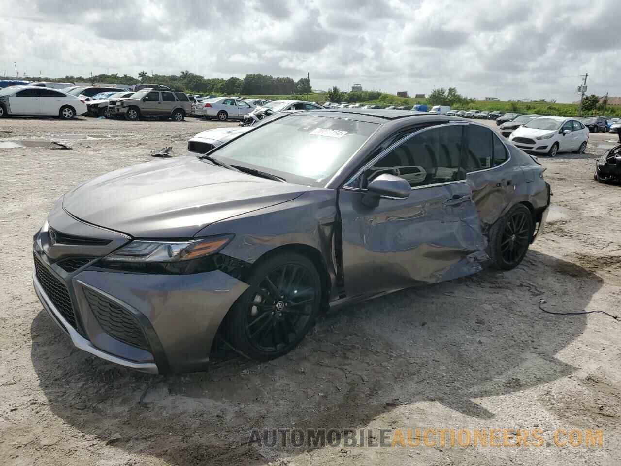 4T1K61AK1MU551433 TOYOTA CAMRY 2021