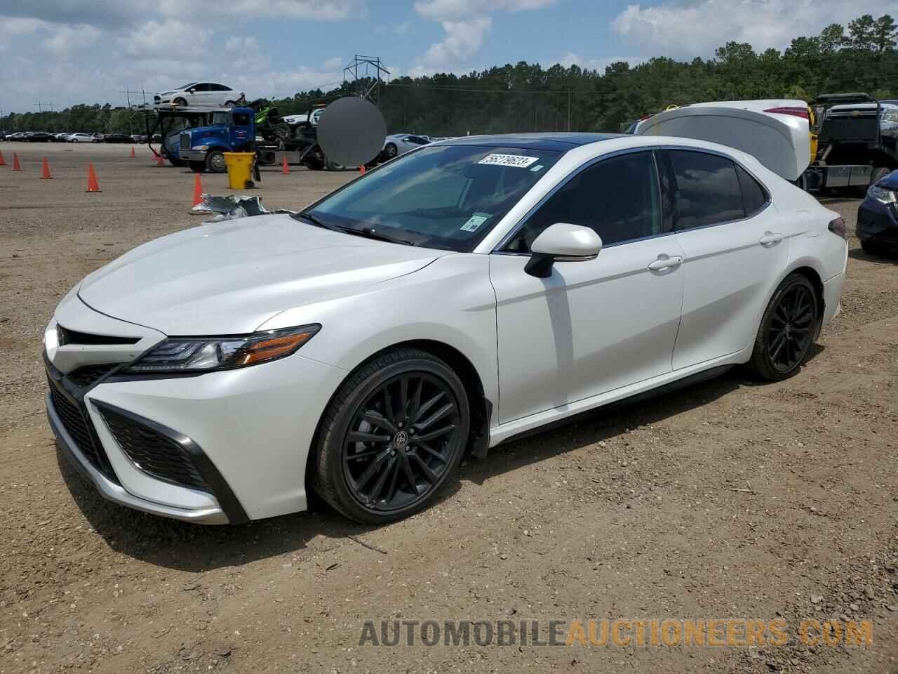 4T1K61AK1MU601330 TOYOTA CAMRY 2021