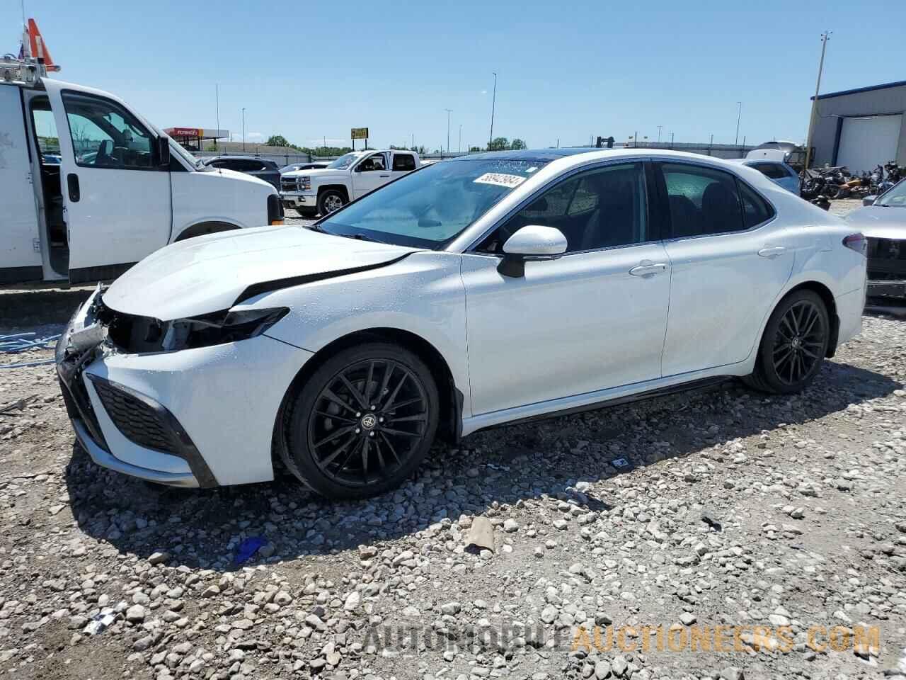 4T1K61AK2MU406501 TOYOTA CAMRY 2021