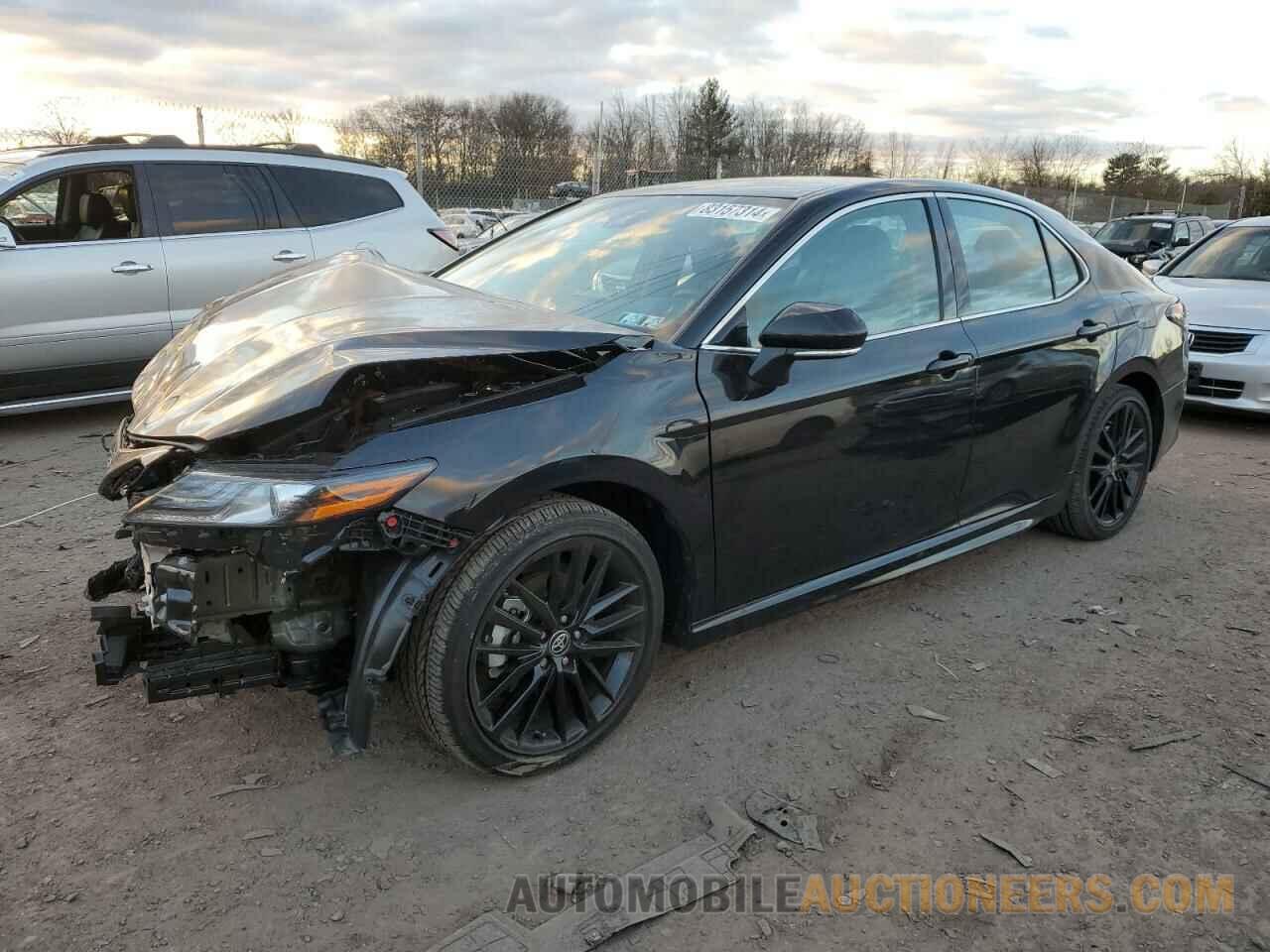 4T1K61AK2RU261158 TOYOTA CAMRY 2024