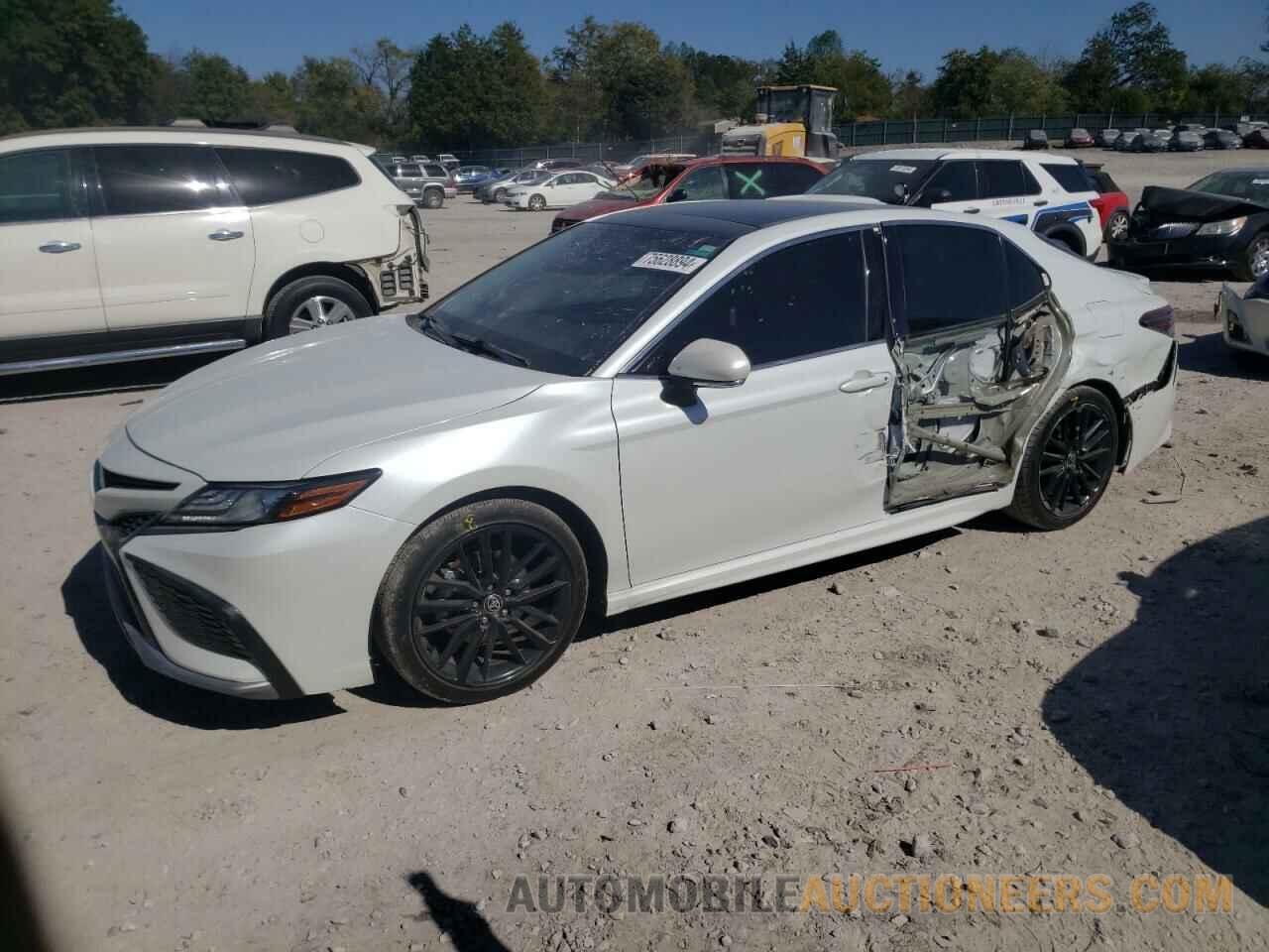 4T1K61AK3MU606142 TOYOTA CAMRY 2021