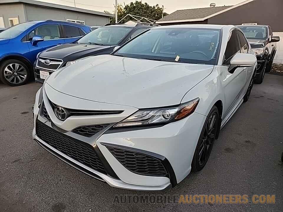 4T1K61AK3NU007162 Toyota Camry 2022