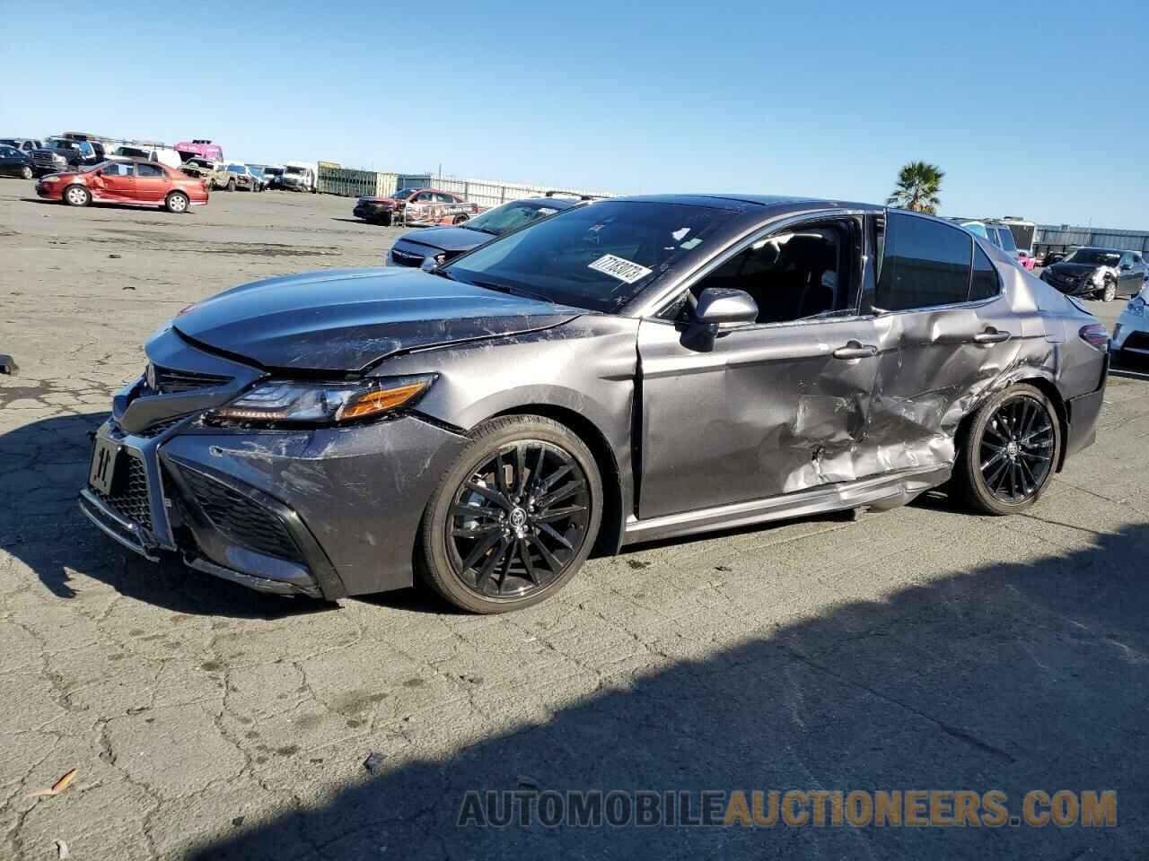 4T1K61AK4RU853256 TOYOTA CAMRY 2024