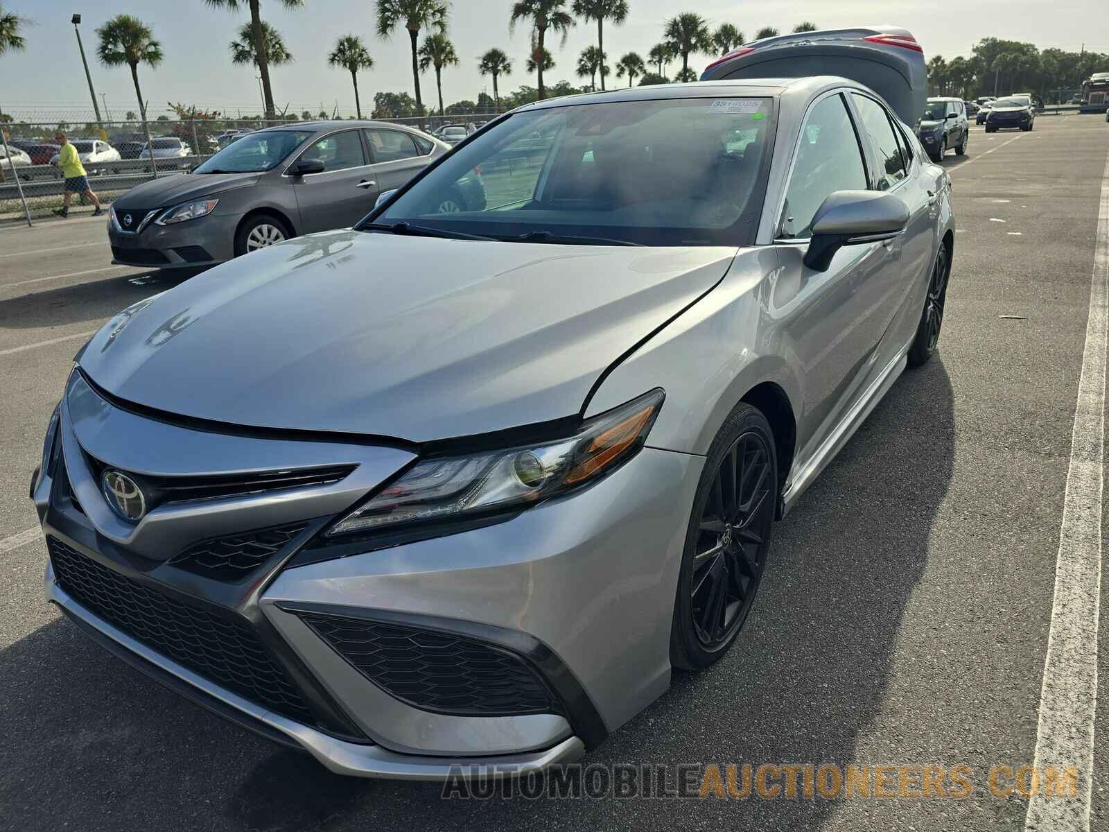 4T1K61AK5MU533713 Toyota Camry 2021