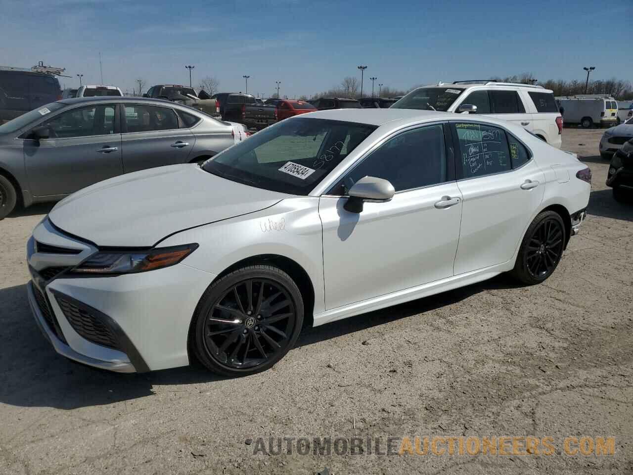 4T1K61AK6MU570558 TOYOTA CAMRY 2021