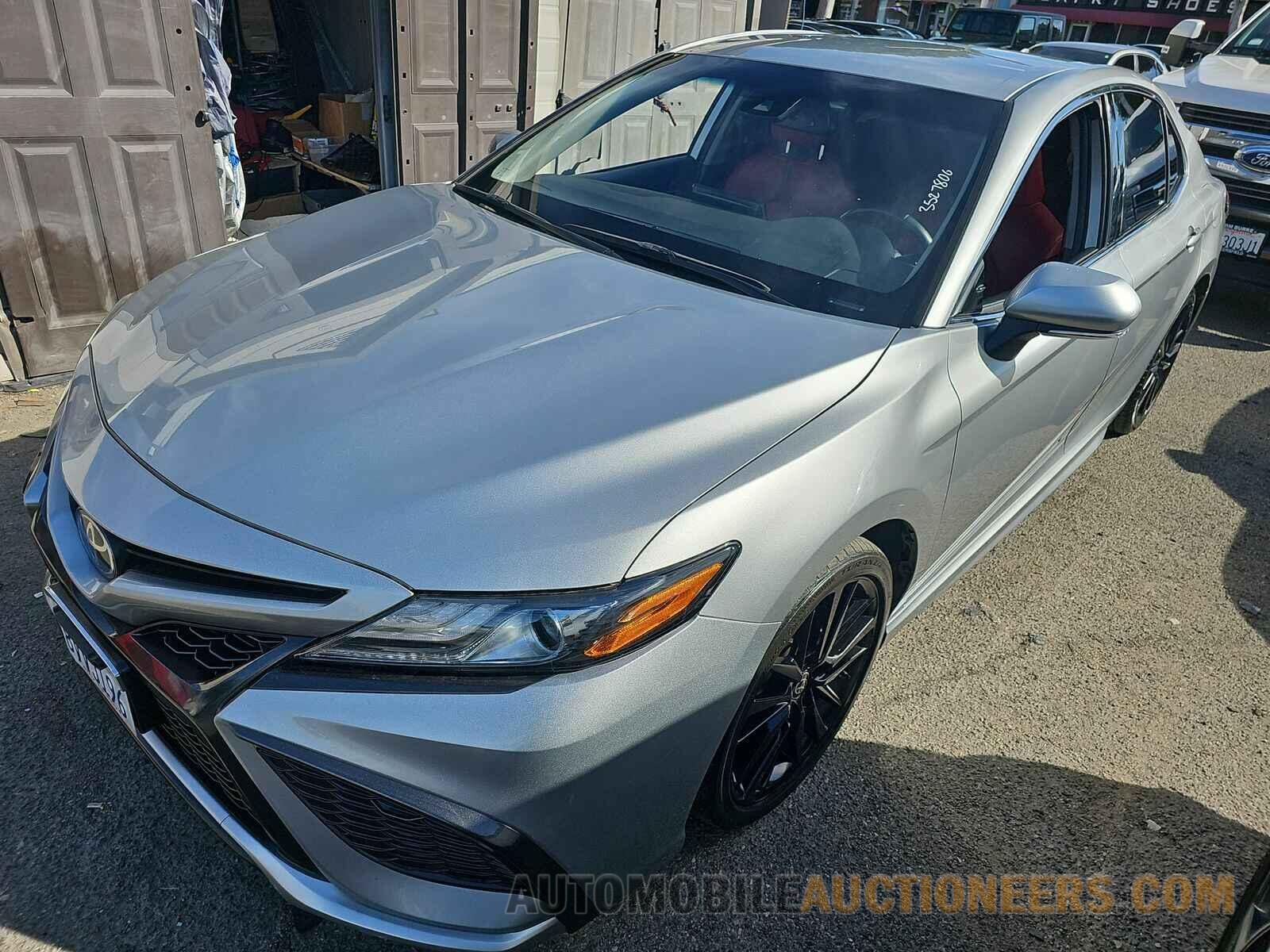 4T1K61AK7MU449912 Toyota Camry 2021