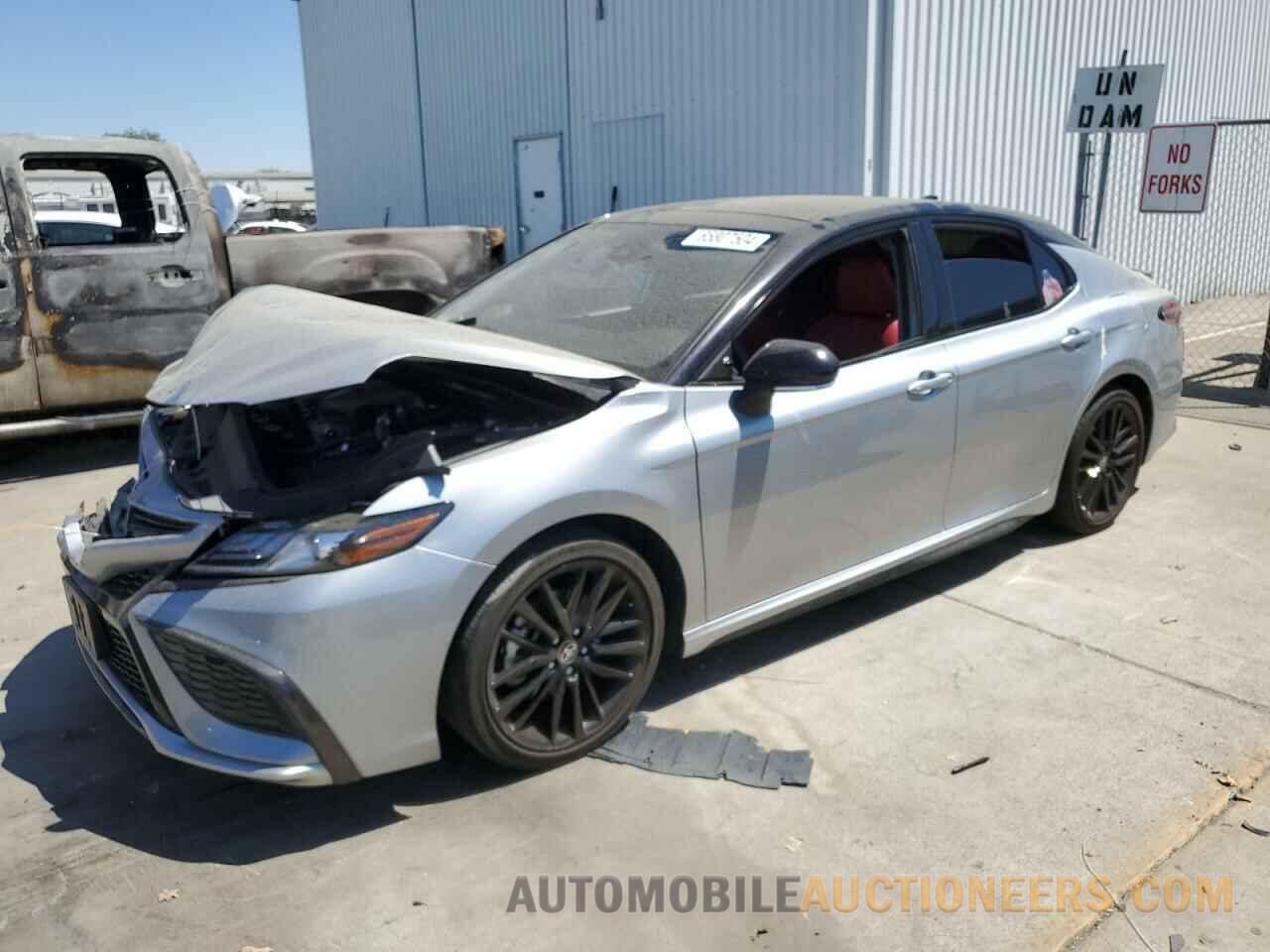 4T1K61AK7MU457329 TOYOTA CAMRY 2021