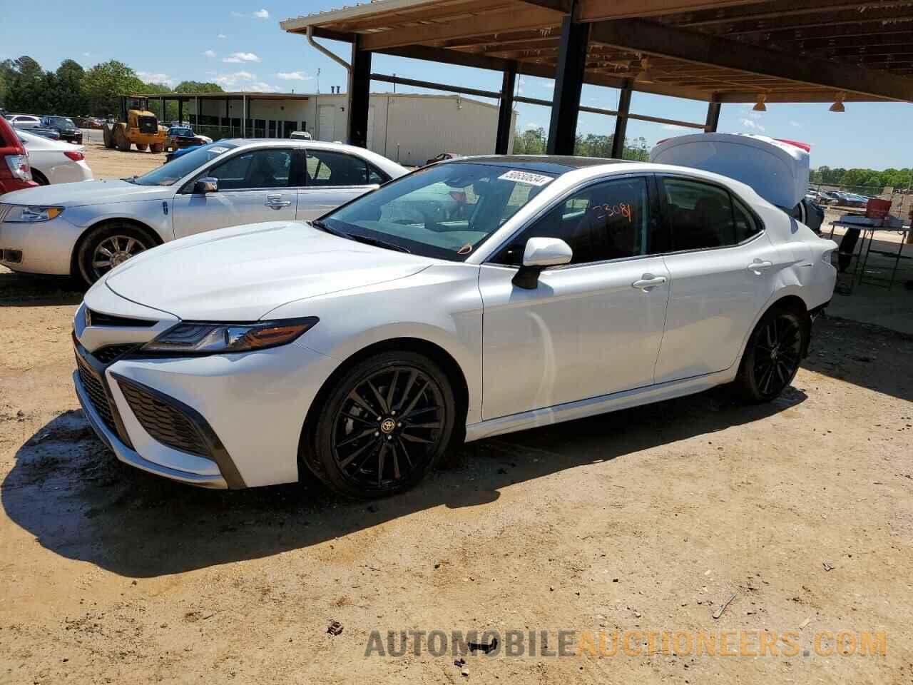 4T1K61AK7MU524396 TOYOTA CAMRY 2021