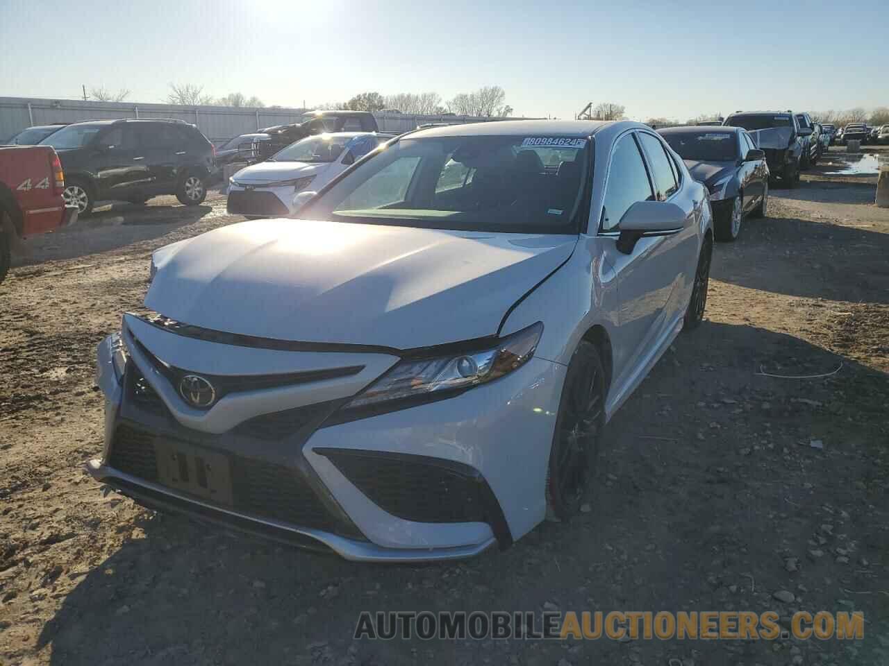 4T1K61AK7RU243500 TOYOTA CAMRY 2024