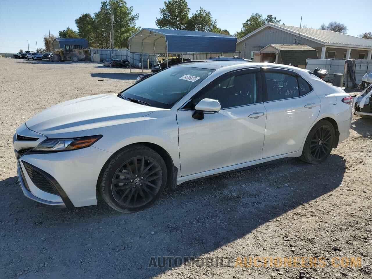 4T1K61AK8MU470543 TOYOTA CAMRY 2021