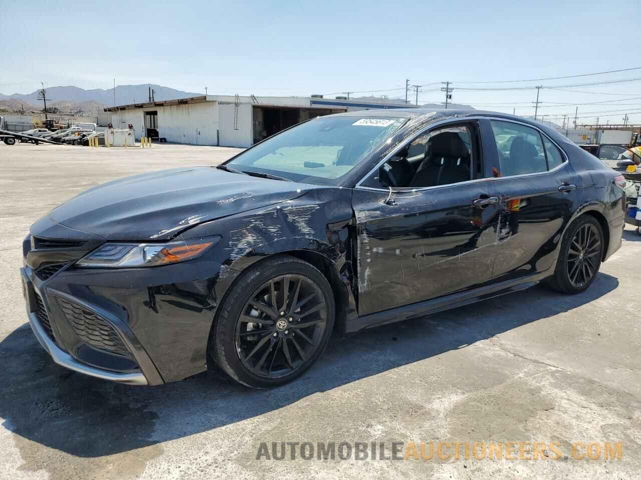 4T1K61AK8MU611529 TOYOTA CAMRY 2021