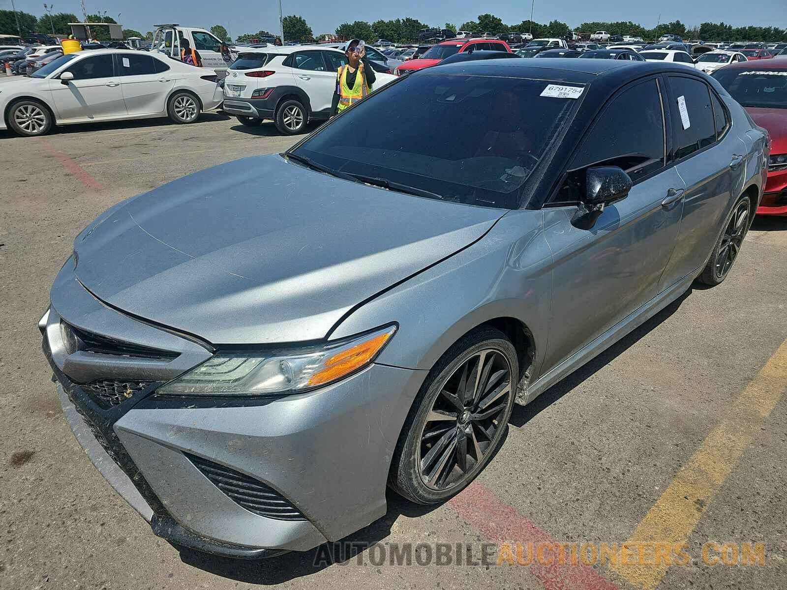 4T1K61AK9LU301887 Toyota Camry 2020