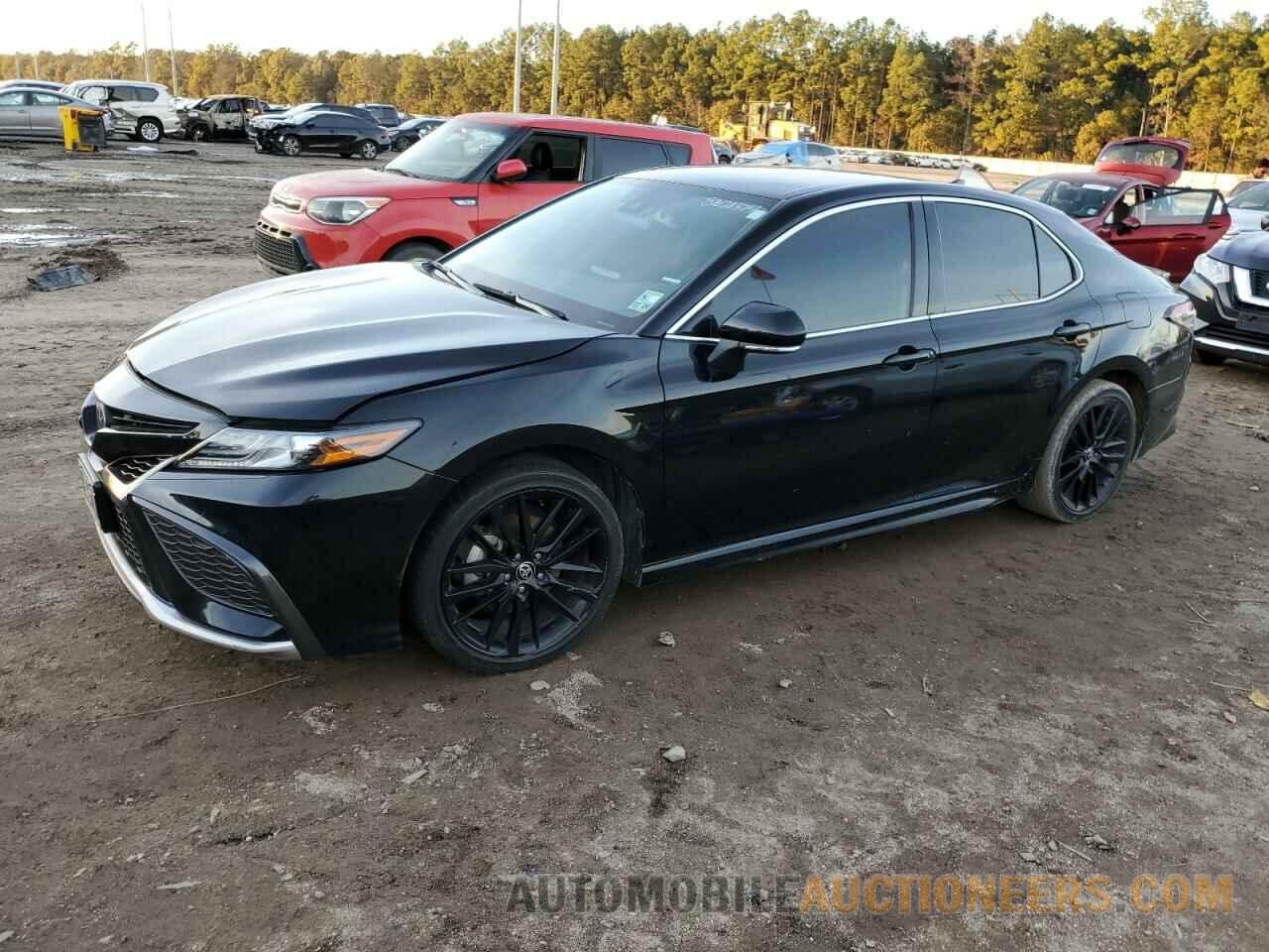 4T1K61AKXMU565136 TOYOTA CAMRY 2021