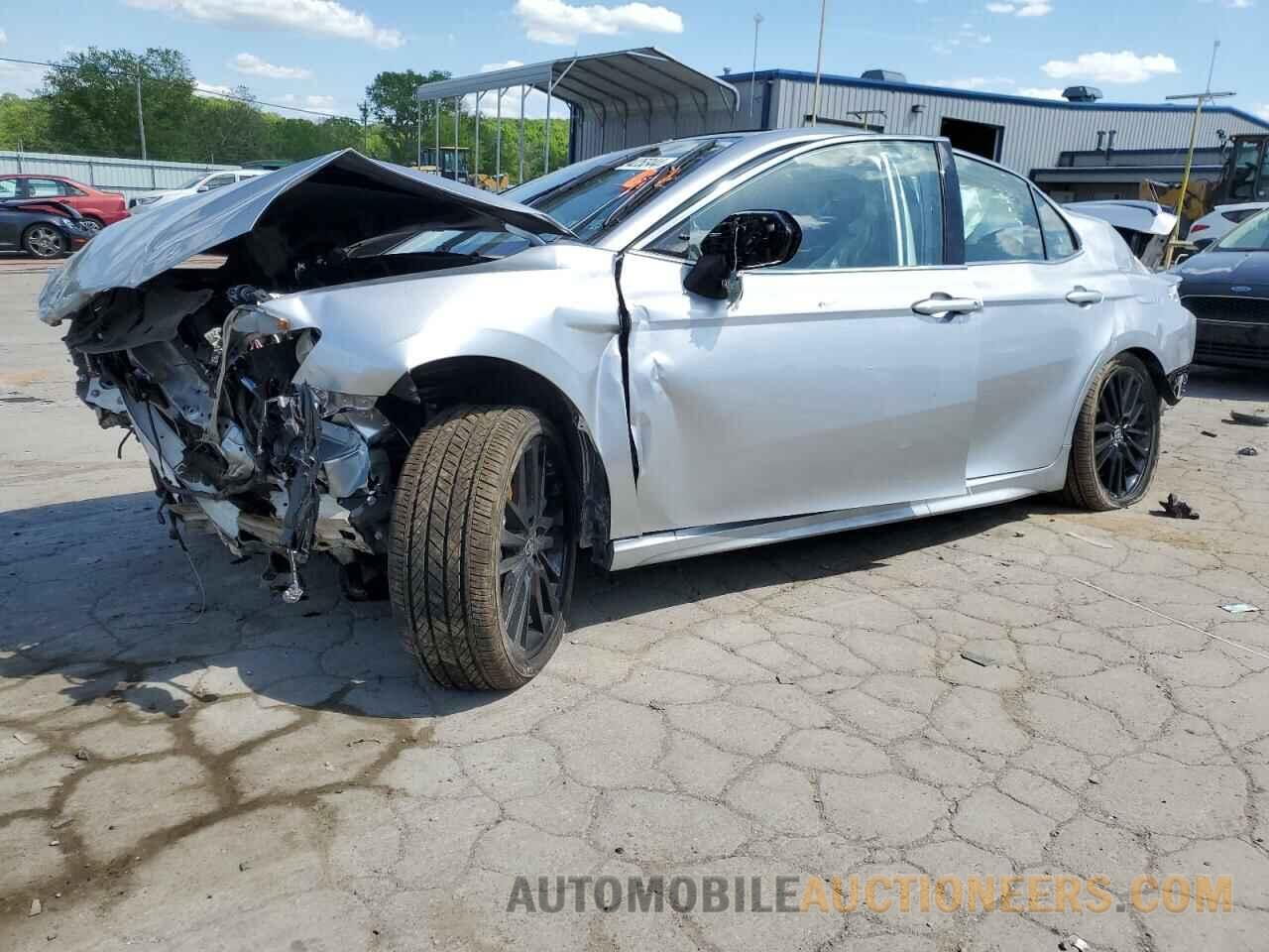 4T1K61AKXRU851947 TOYOTA CAMRY 2024