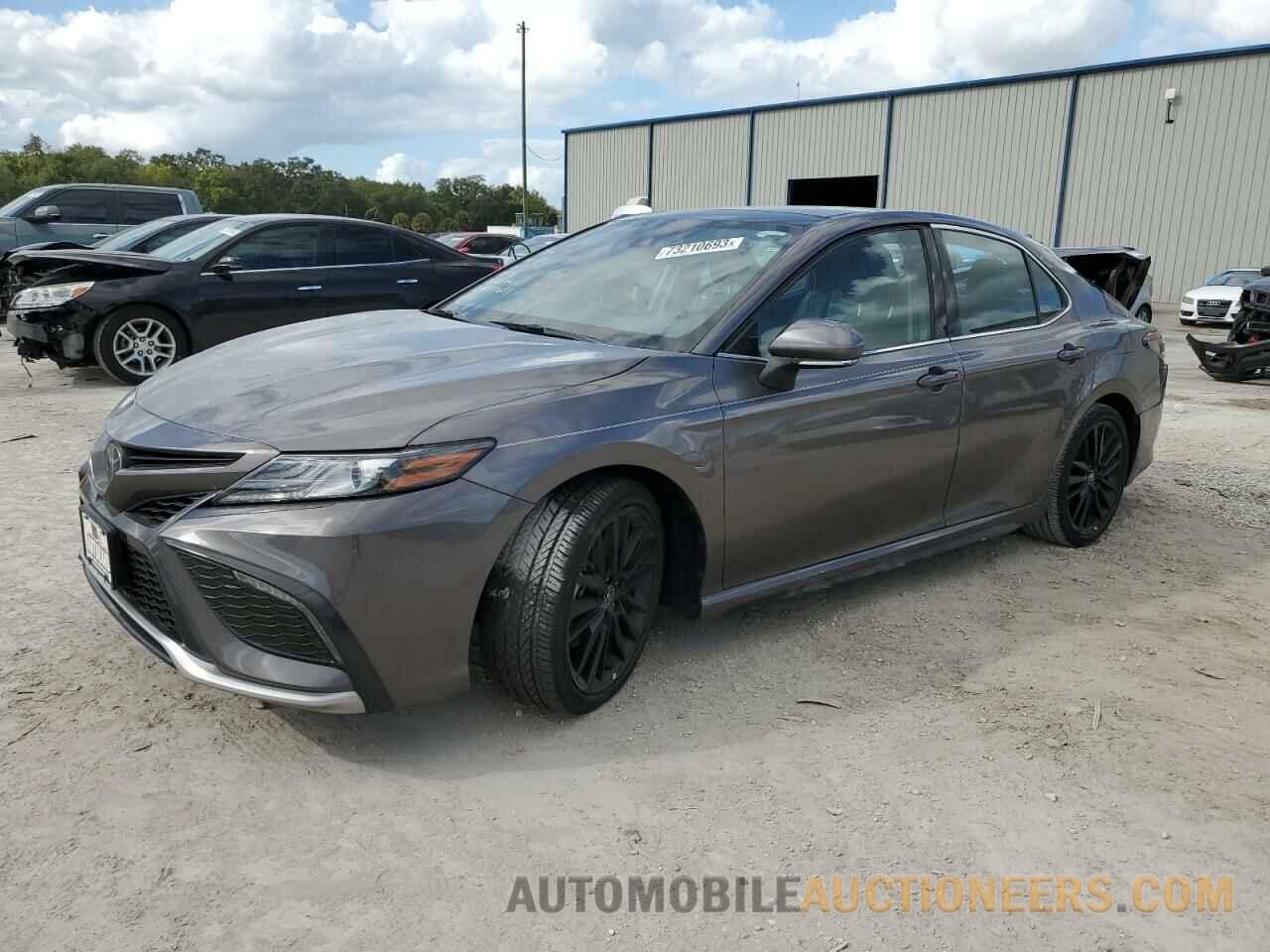 4T1K61BK0NU063221 TOYOTA CAMRY 2022