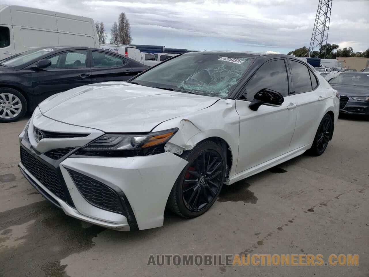 4T1K61BK6MU026835 TOYOTA CAMRY 2021