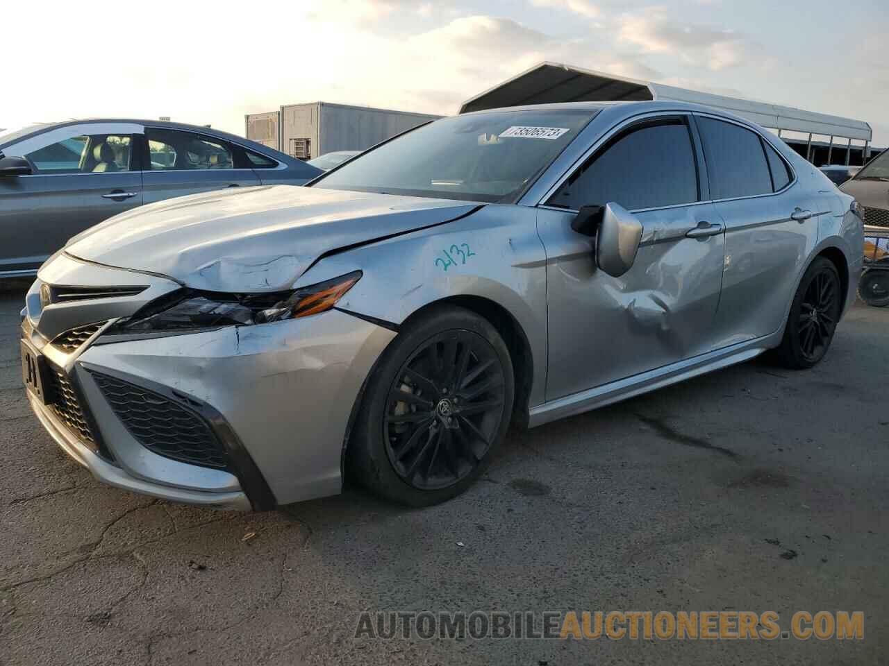 4T1K61BK6MU040136 TOYOTA CAMRY 2021