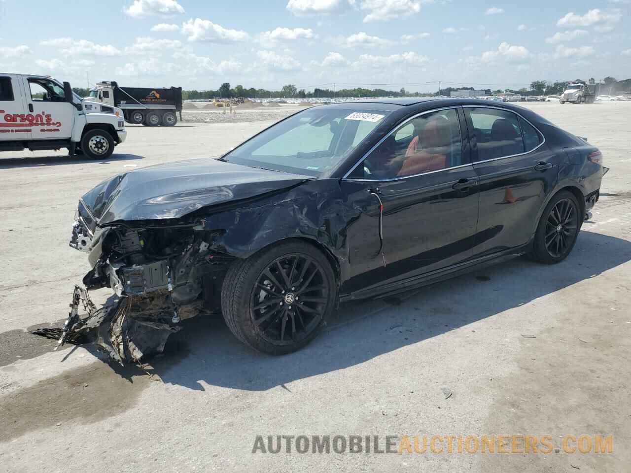 4T1K61BKXRU125732 TOYOTA CAMRY 2024