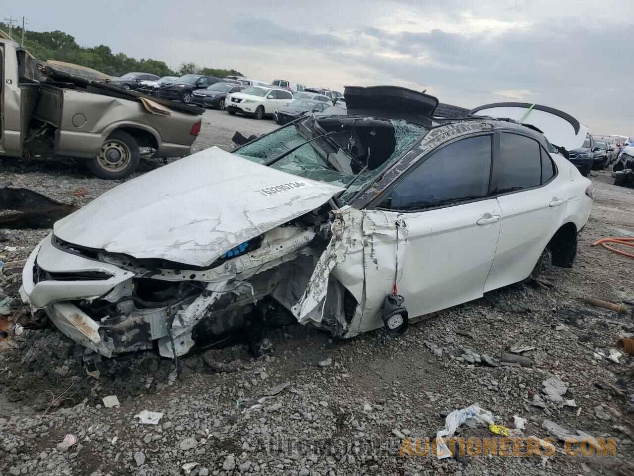 4T1KZ1AKXNU064000 TOYOTA CAMRY 2022