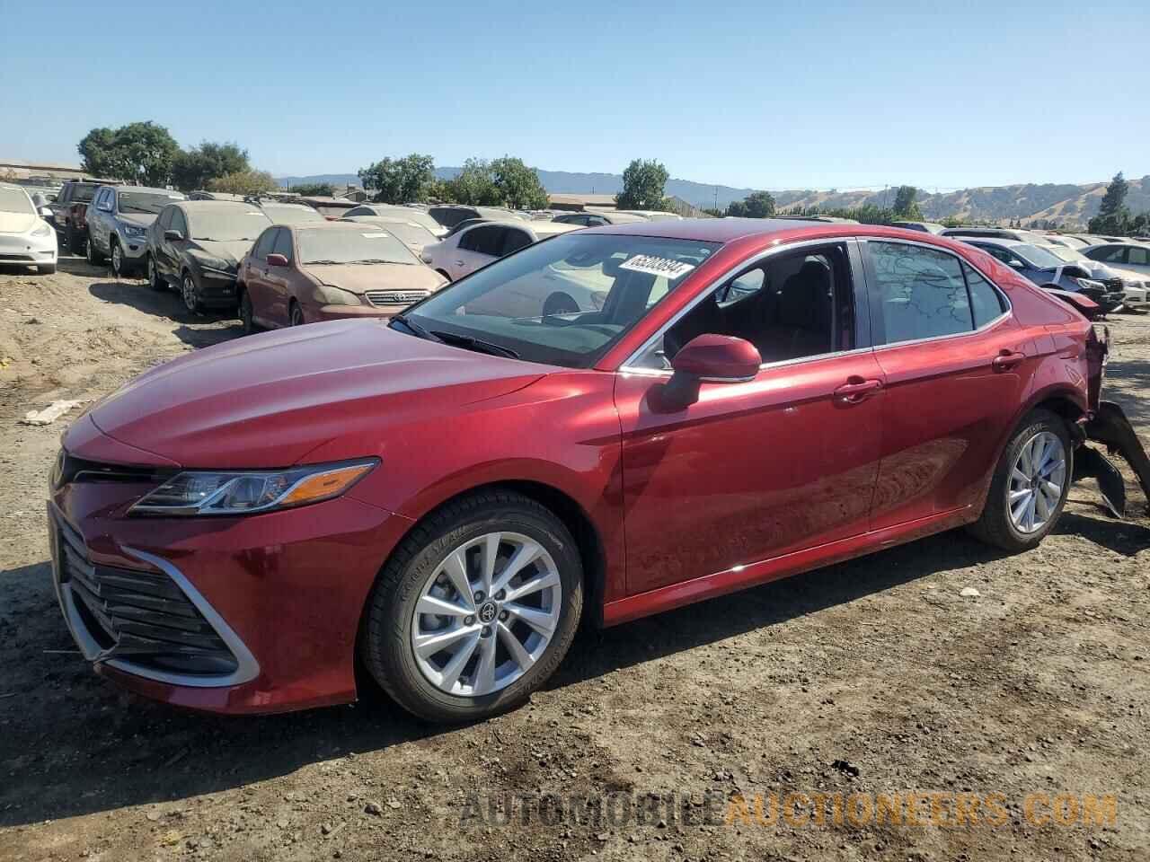 4T1R11AK0NU623818 TOYOTA CAMRY 2022