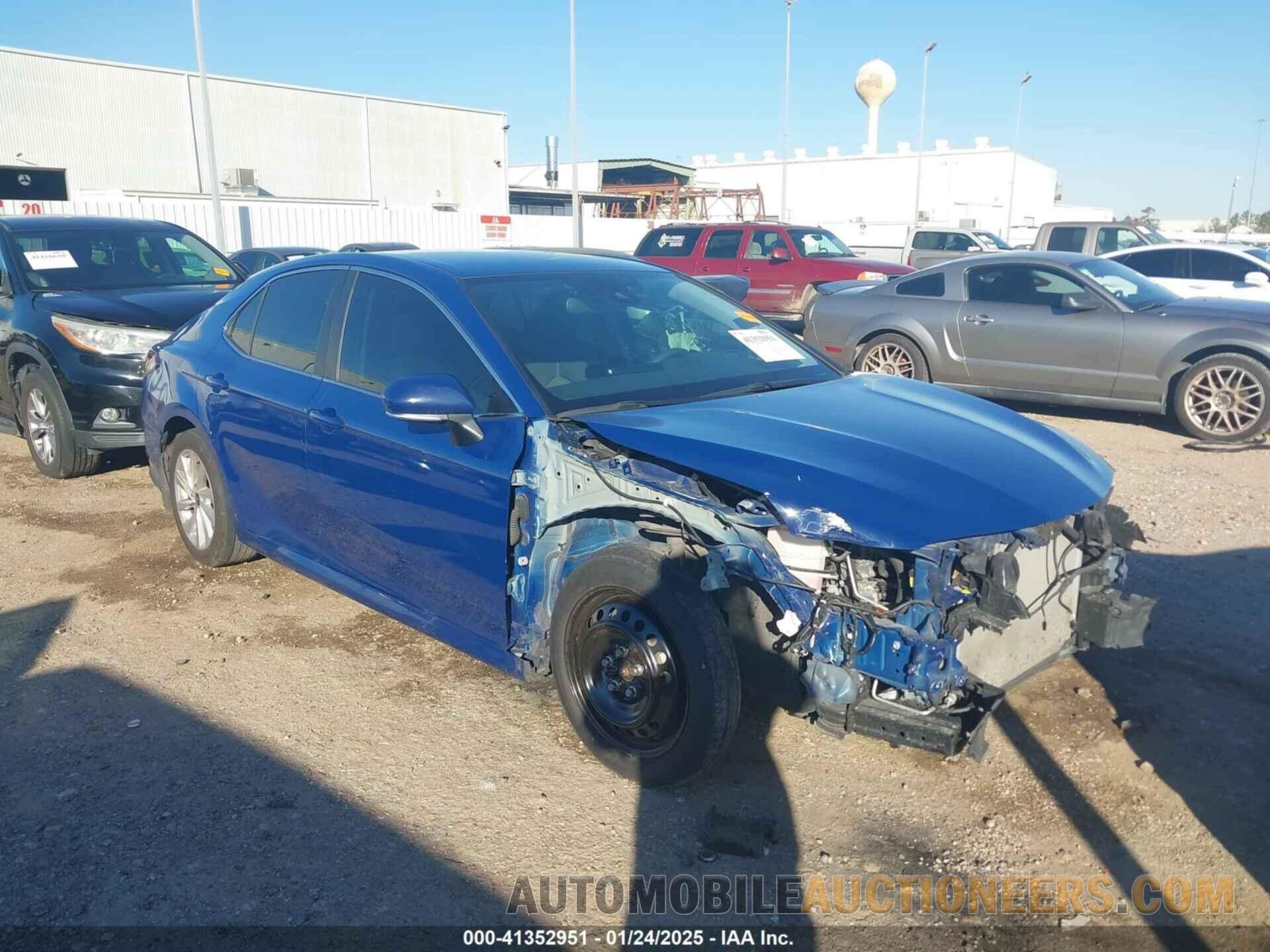 4T1R11AK0PU086614 TOYOTA CAMRY 2023