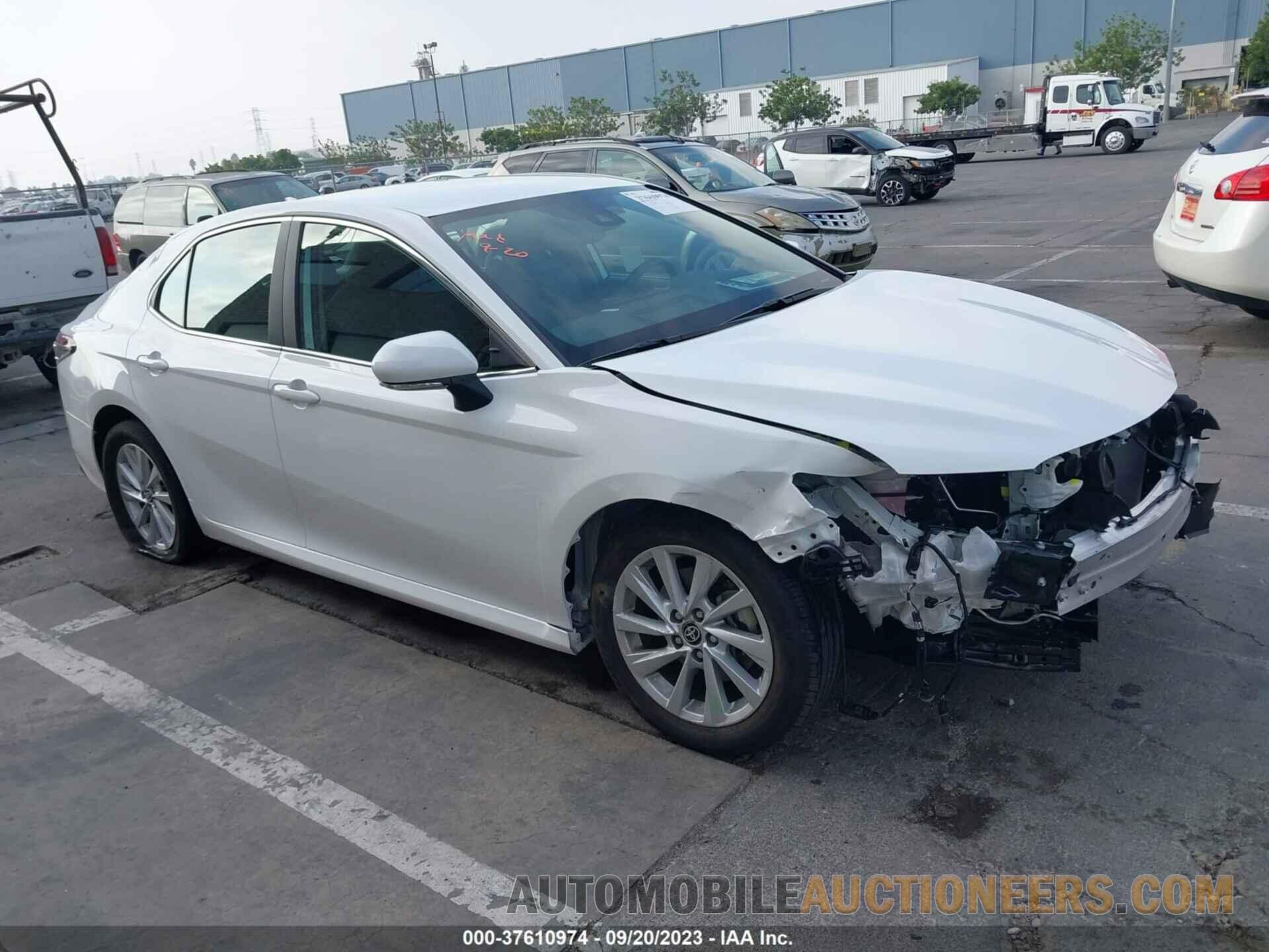 4T1R11AK1MU452110 TOYOTA CAMRY 2021